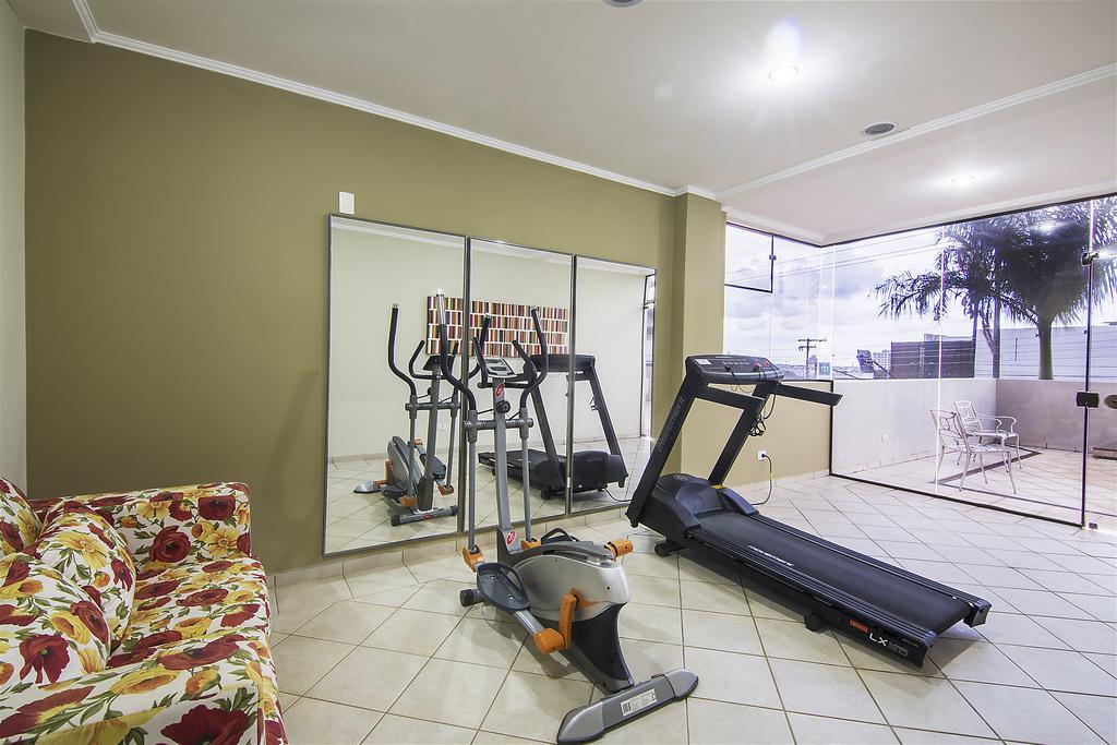 JR Hotel Marília Esterno foto